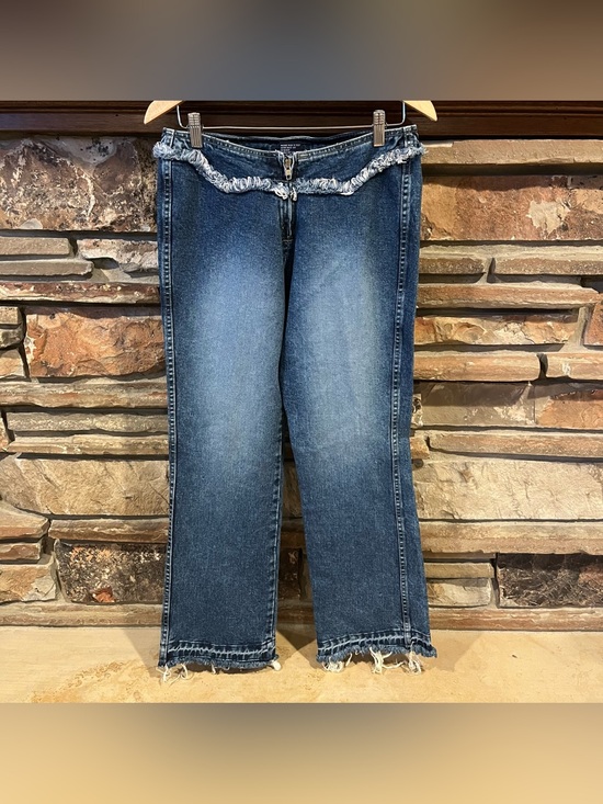 Wild Secret Denim - Vintage Wild Secret Frayed Hem Mid-Rise Straight Leg Jeans